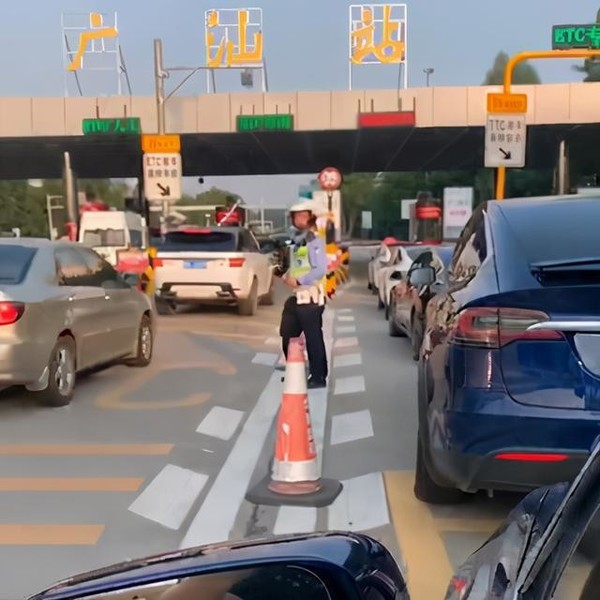广州禁止特斯拉上高速？